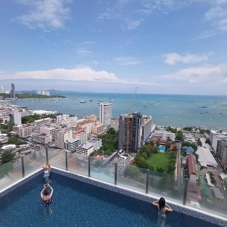 The Base Central Pattaya By Adam Екстериор снимка