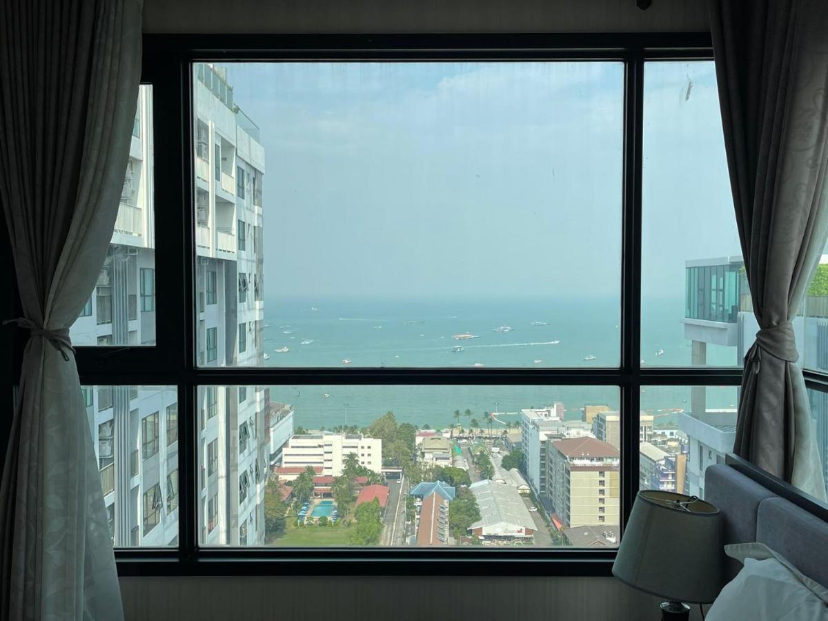 The Base Central Pattaya By Adam Екстериор снимка