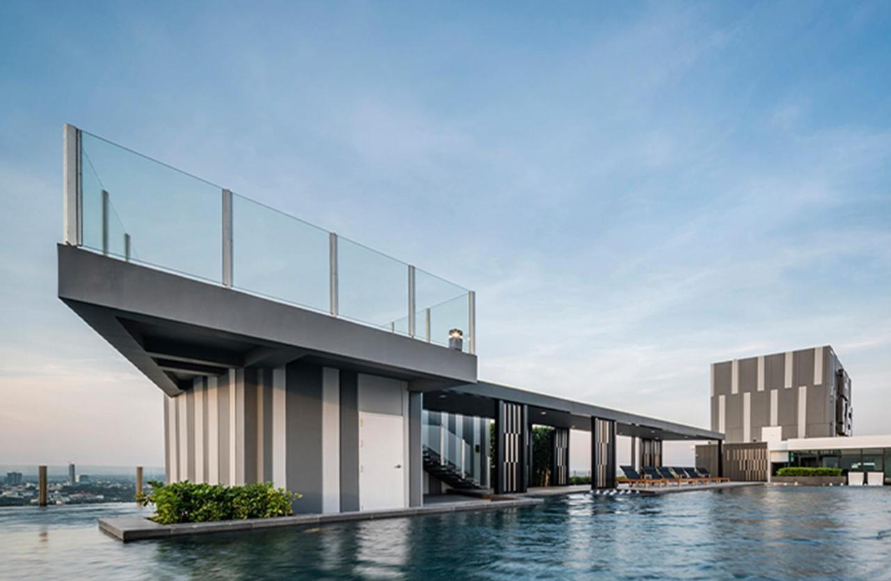 The Base Central Pattaya By Adam Екстериор снимка